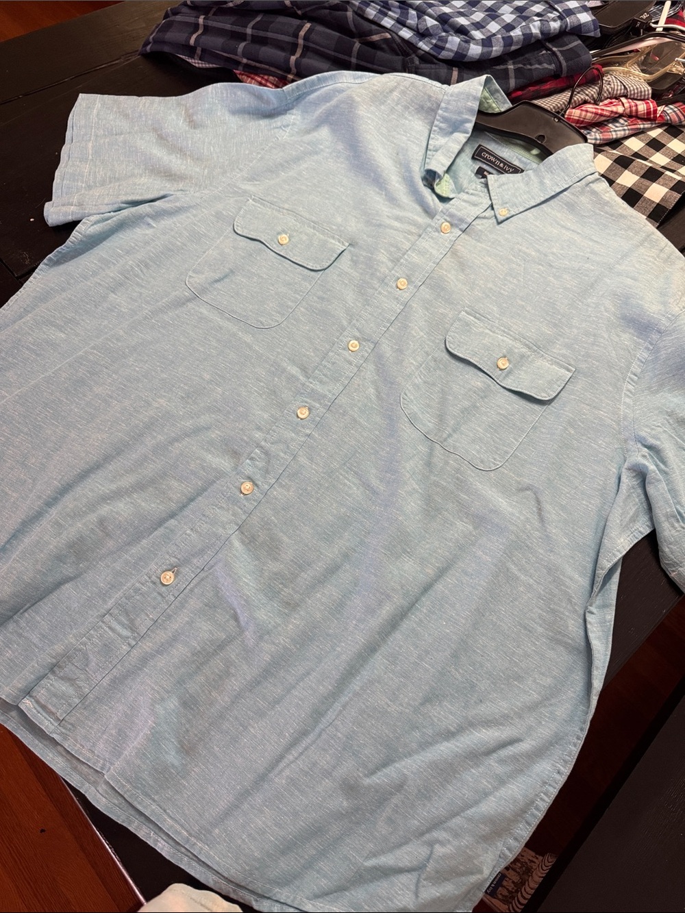 crown & ivy Men’s Sky Blue Short-Sleeve Button-Down Shirt - Picture 4 of 5